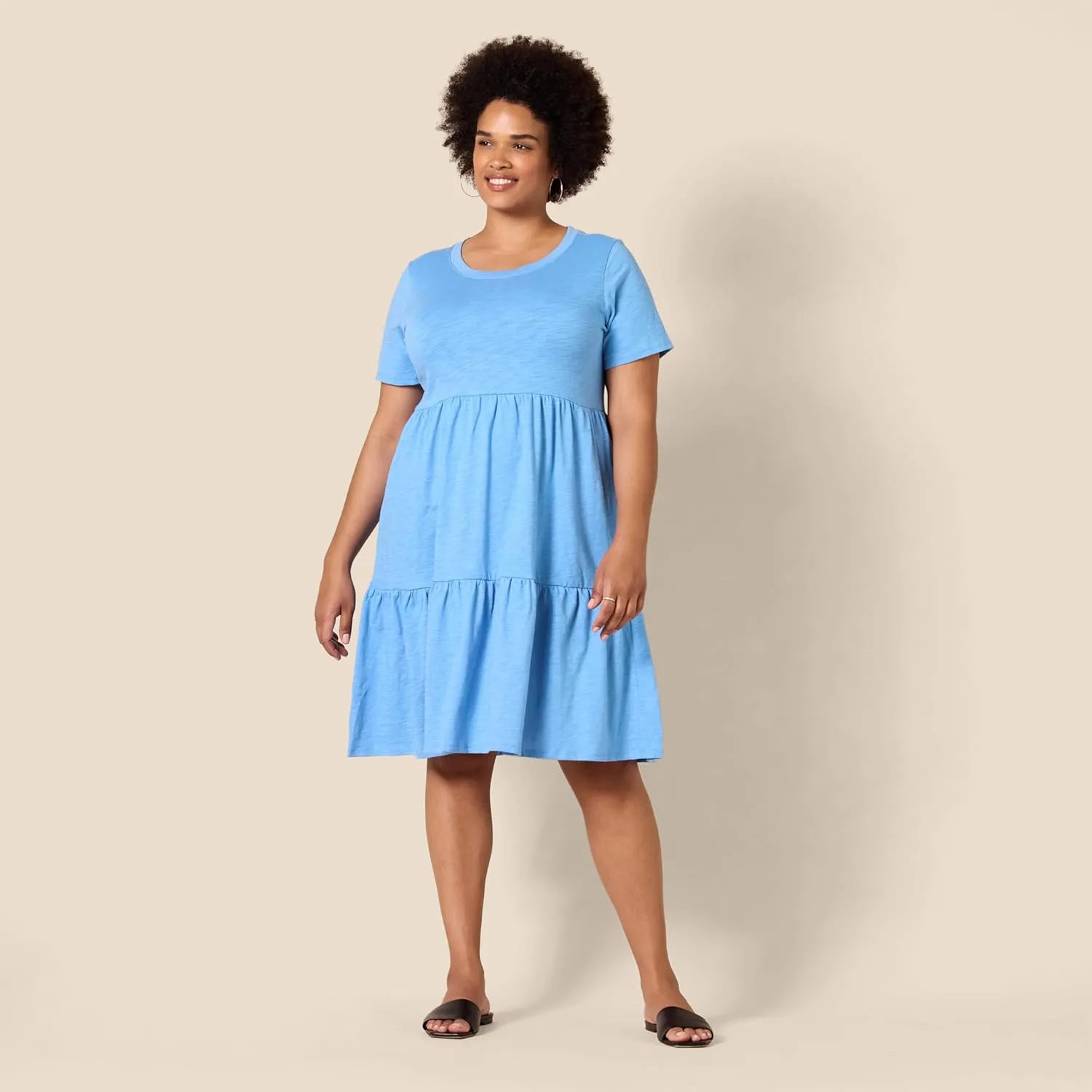 Amazon Essentials Women's Short-Sleeve Crewneck Tiered Dress