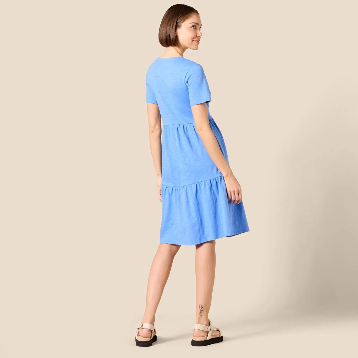 Amazon Essentials Women's Short-Sleeve Crewneck Tiered Dress