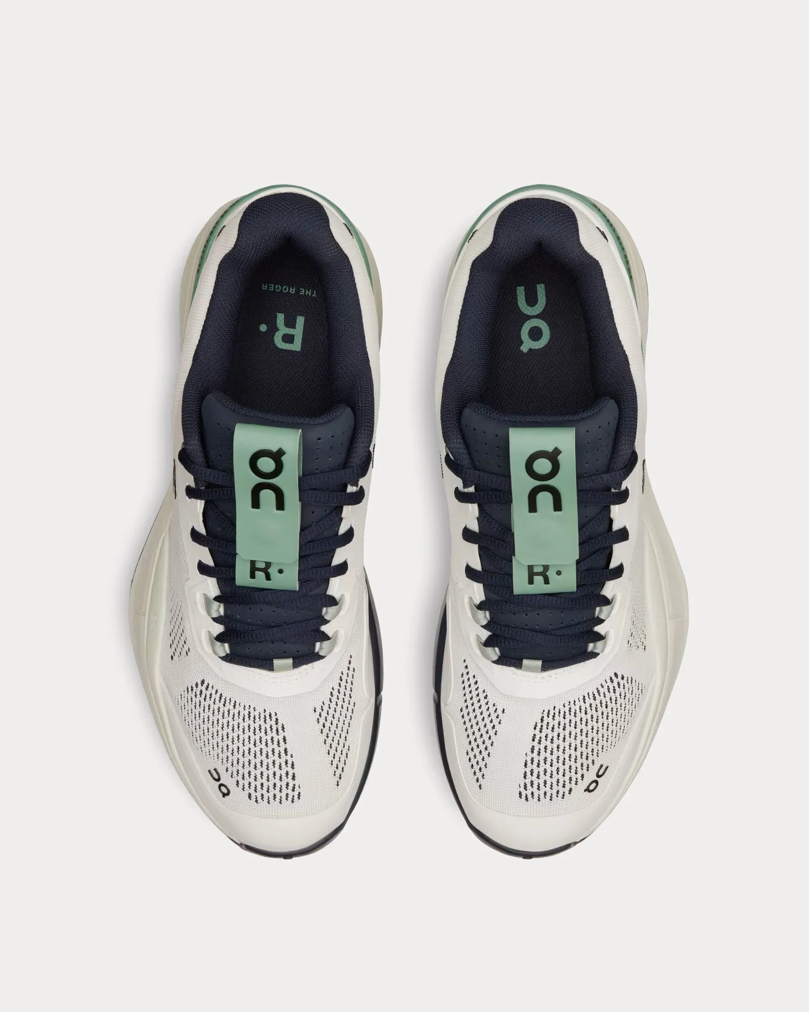 Roger Pro Undyed-White / Aloe Low Top Sneakers