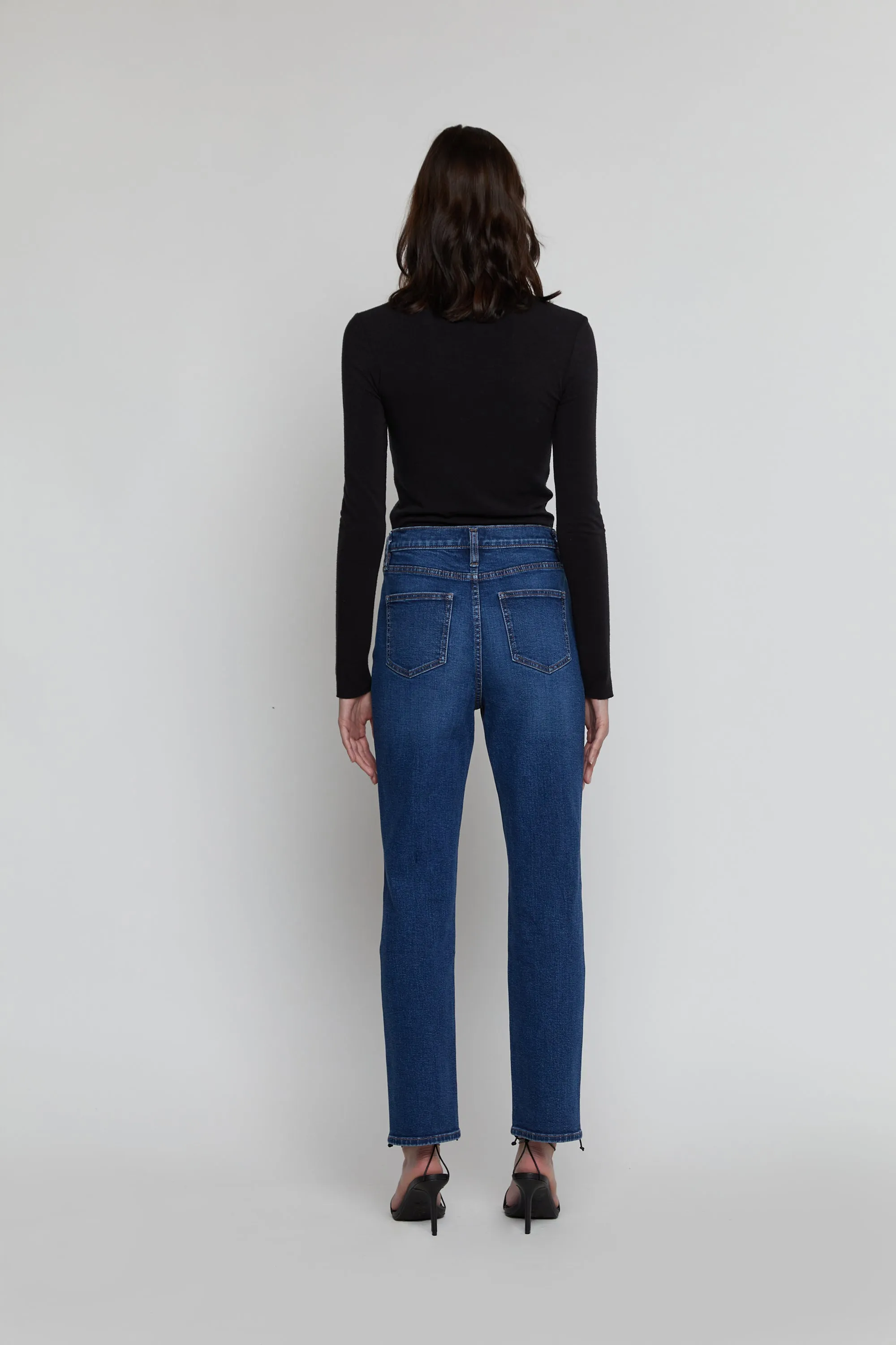 SLIM FIT JEAN