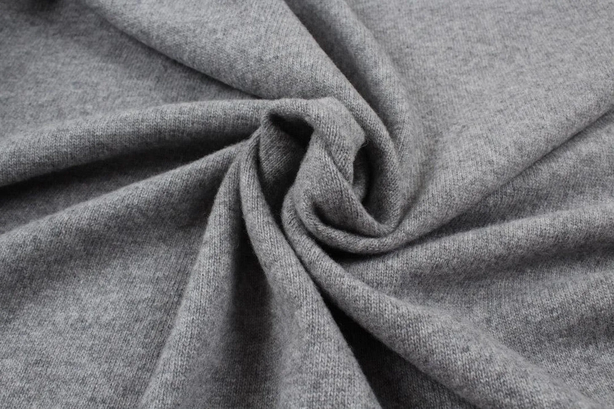 Soft Cashmere Knit 100% - 5 Colors Available